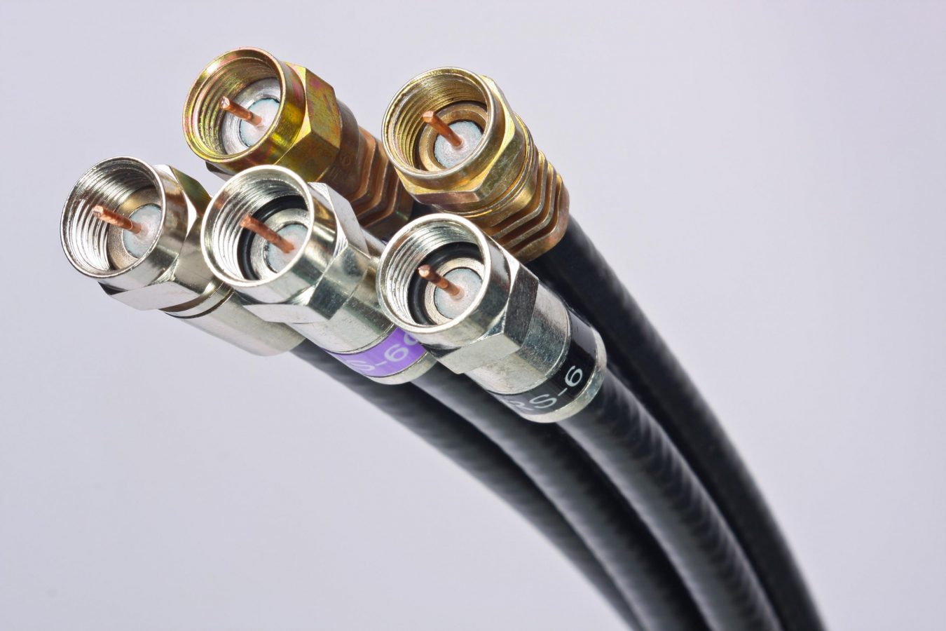 使用 DOCSIS 3.1 纜線數據機的 5 個原因 - Hitron Technologies Inc.